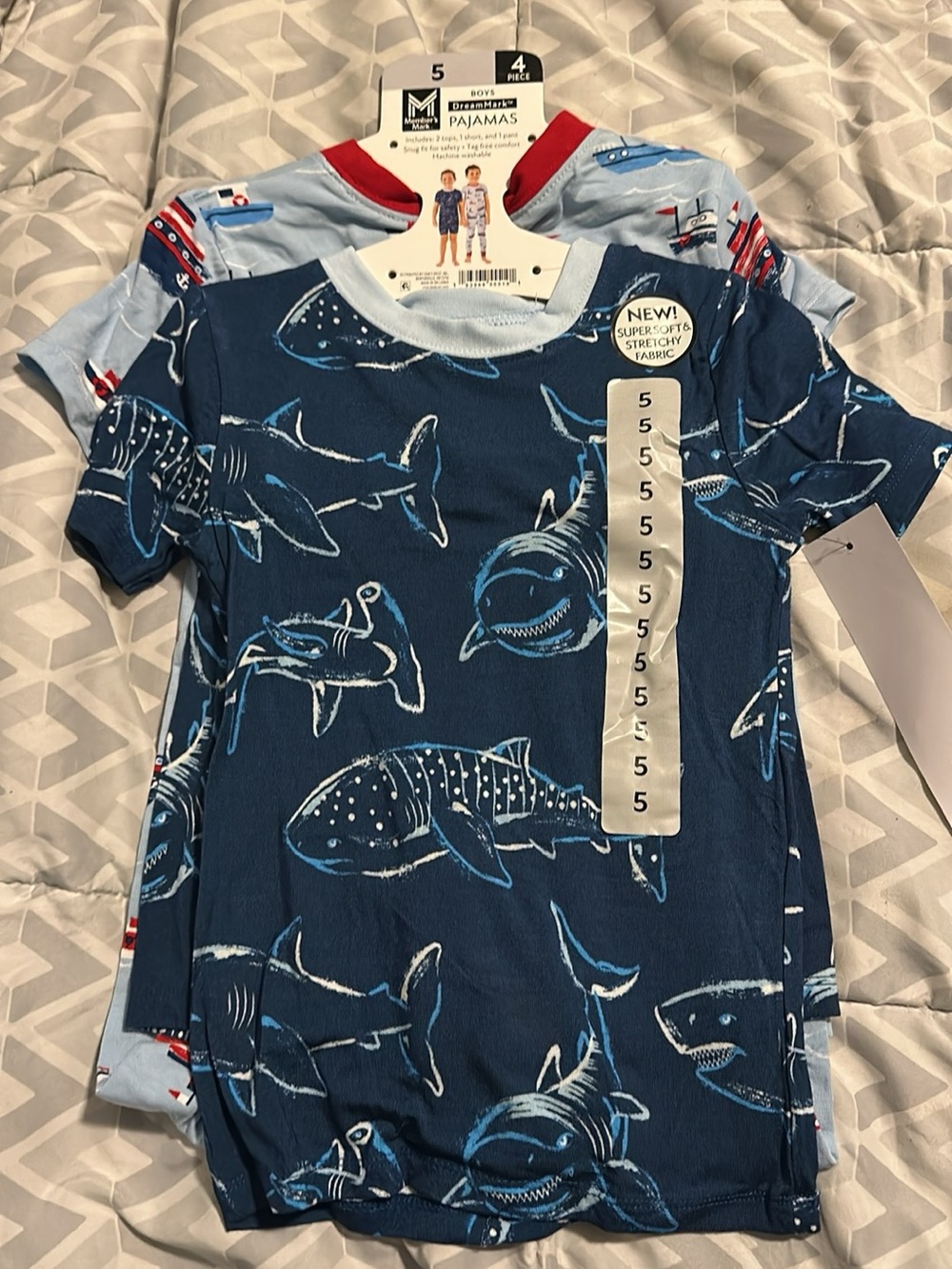 Boys Navy Short Sleeve Pajamas Set of 4 pieces- Size 5